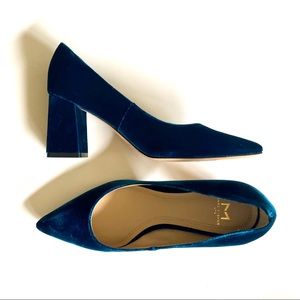 New Marc Fisher LTD Block Heel Velvet Teal Pumps